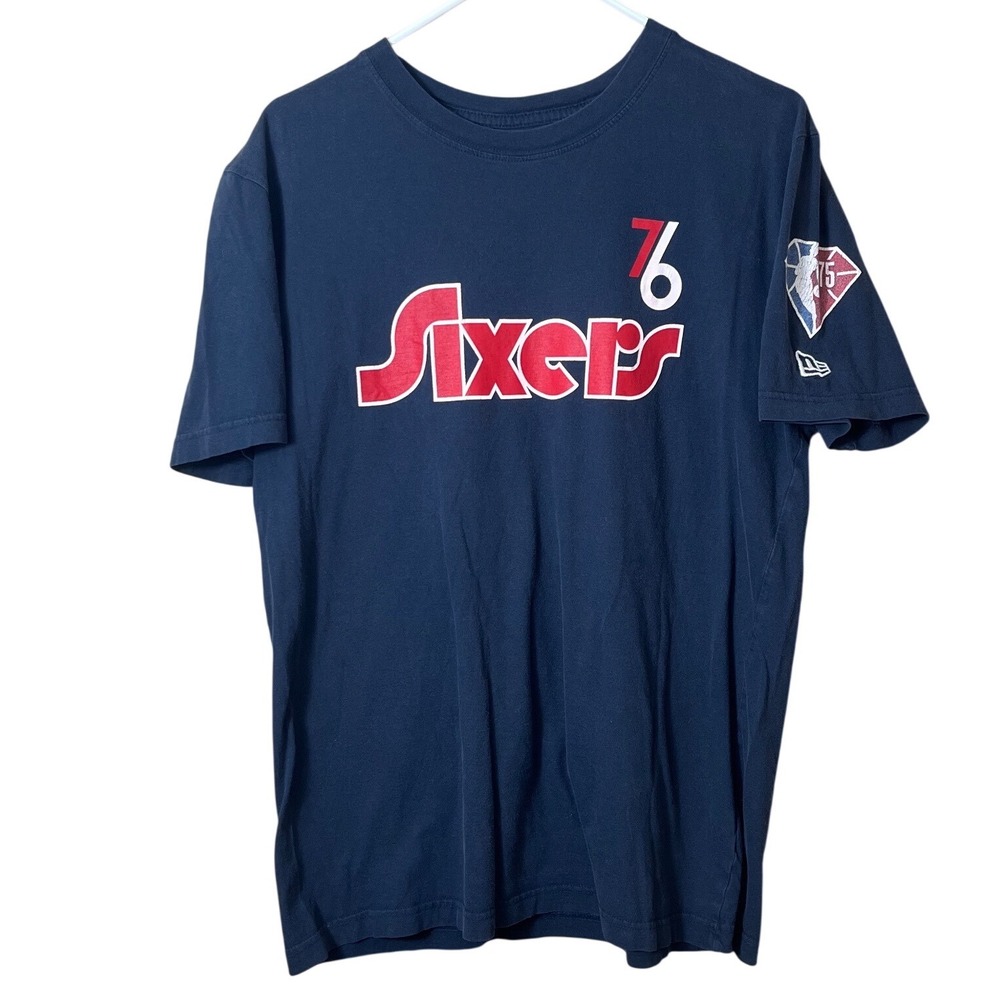 New Era Philadelphia 76ers NBA 75th Anniversary Navy T-Shirt Size Medium Sporty